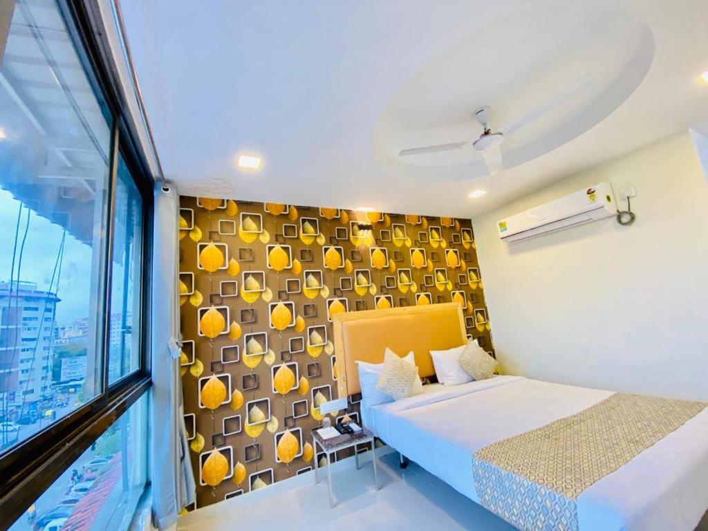 Hotel Alexa By Abc Ahmedabad Exterior photo