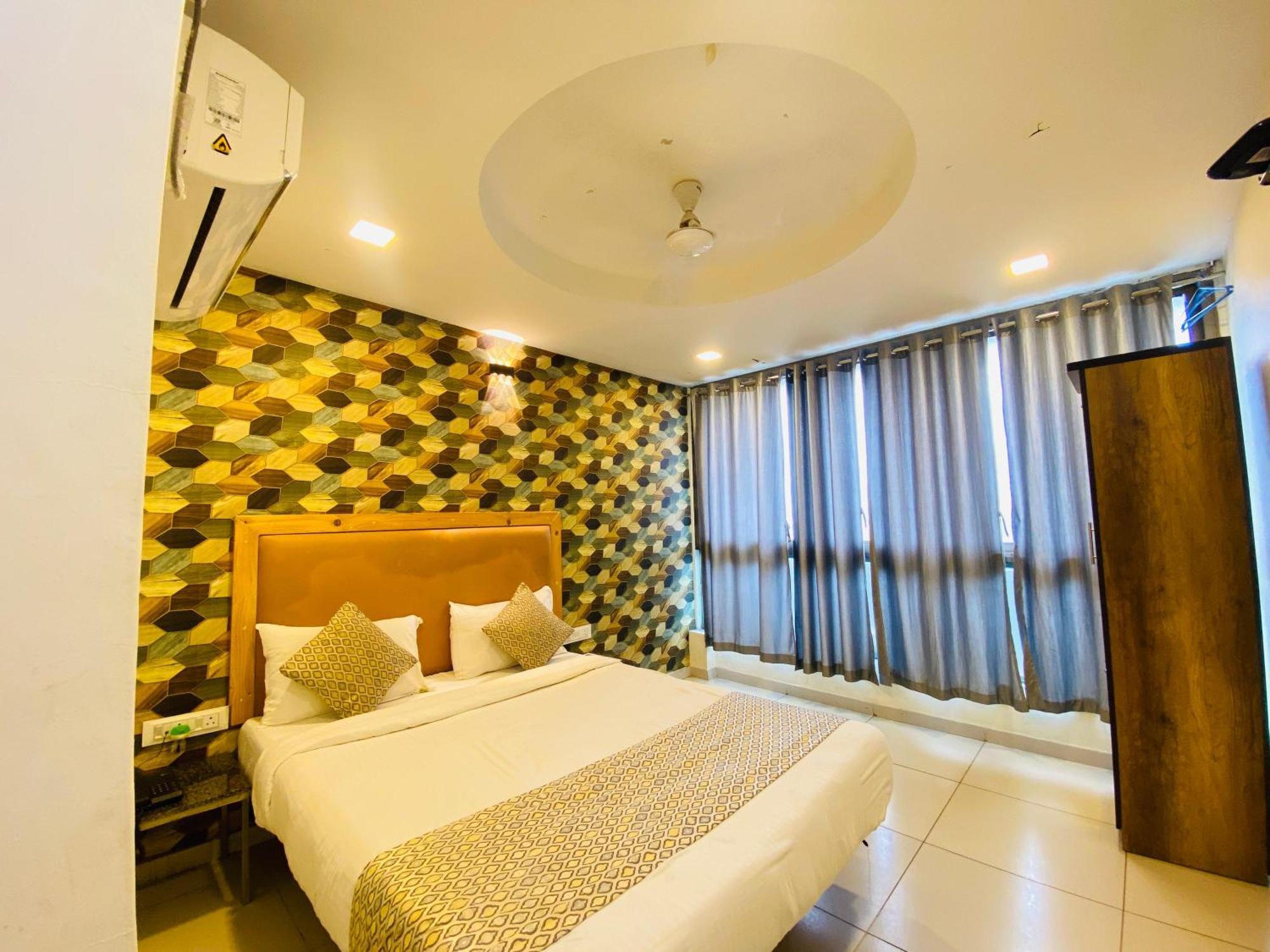 Hotel Alexa By Abc Ahmedabad Exterior photo